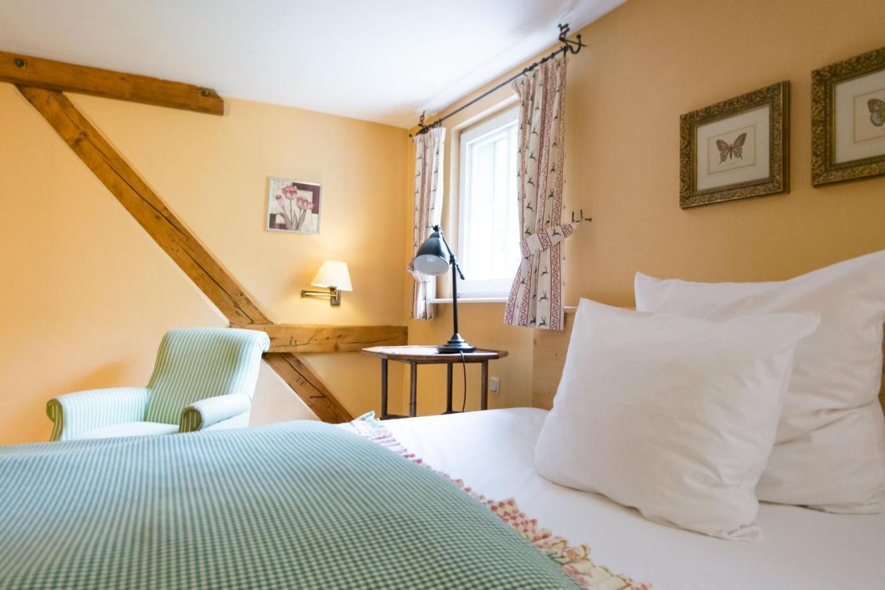 Der Linslerhof - Hotel, Restaurant, Events & Natur Überherrn Buitenkant foto