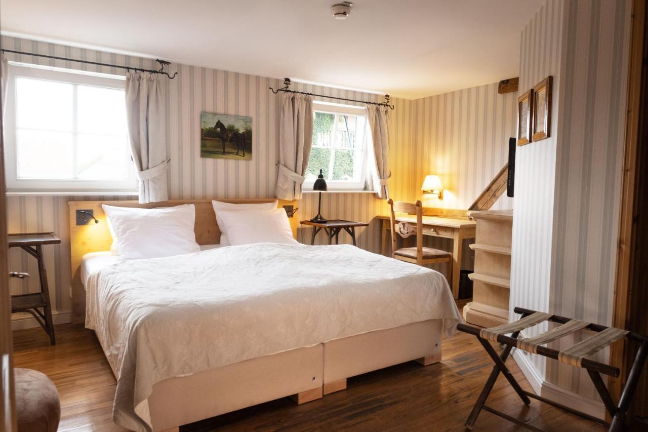 Der Linslerhof - Hotel, Restaurant, Events & Natur Überherrn Buitenkant foto