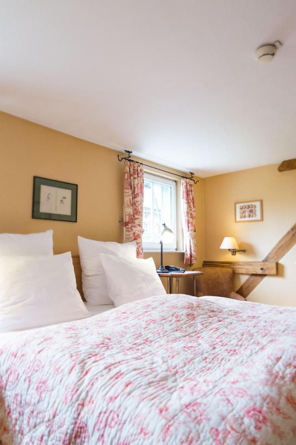 Der Linslerhof - Hotel, Restaurant, Events & Natur Überherrn Buitenkant foto