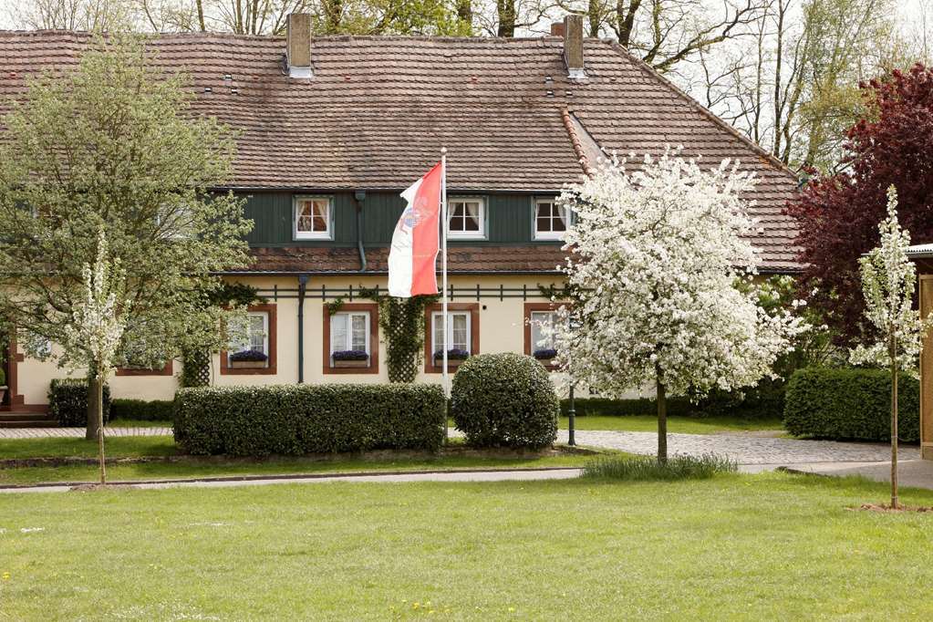 Der Linslerhof - Hotel, Restaurant, Events & Natur Überherrn Buitenkant foto