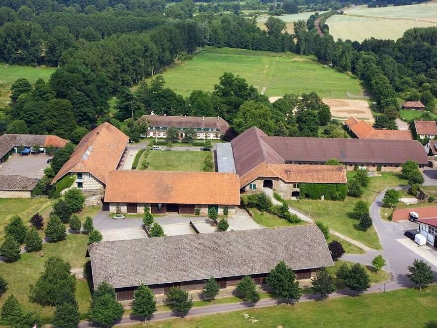 Der Linslerhof - Hotel, Restaurant, Events & Natur Überherrn Buitenkant foto