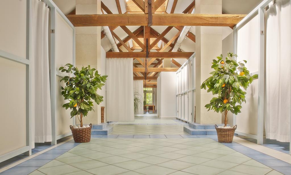 Der Linslerhof - Hotel, Restaurant, Events & Natur Überherrn Buitenkant foto