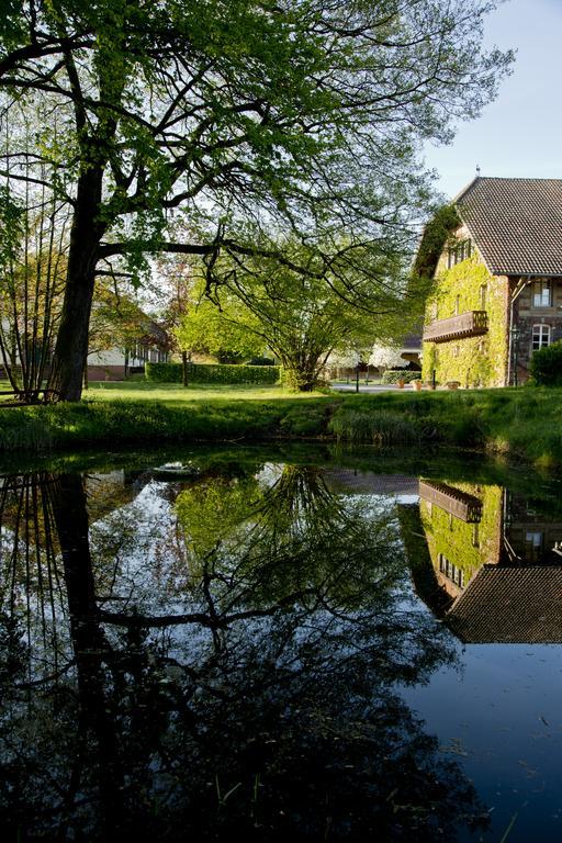 Der Linslerhof - Hotel, Restaurant, Events & Natur Überherrn Buitenkant foto