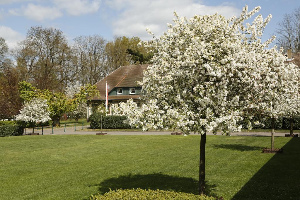 Der Linslerhof - Hotel, Restaurant, Events & Natur Überherrn Buitenkant foto